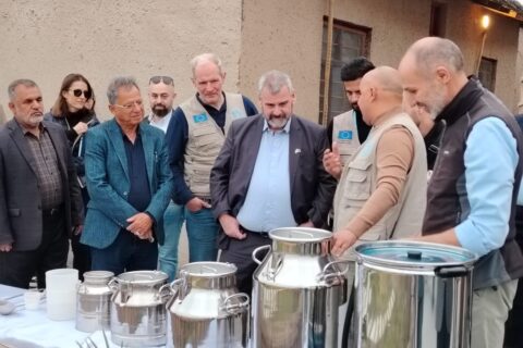 سفير الإتحاد الأوربي يزور اهوار ذي قار وزقورة اور الاثرية