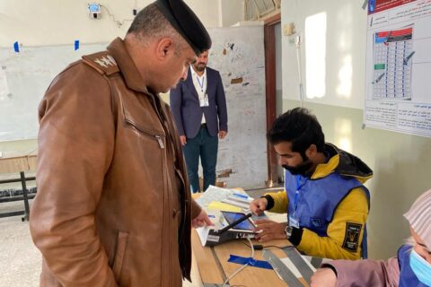 اذاعة الناصرية: منظمة تموز تعلن مشاركة 46٪ في التصويت الخاص بمحافظة ذي قار حتى منتصف النهار