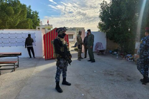 بالصور: الشرطة الاتحادية تؤكد استنفار جهدها لتأمين حماية المراكز الانتخابية في ذي قار