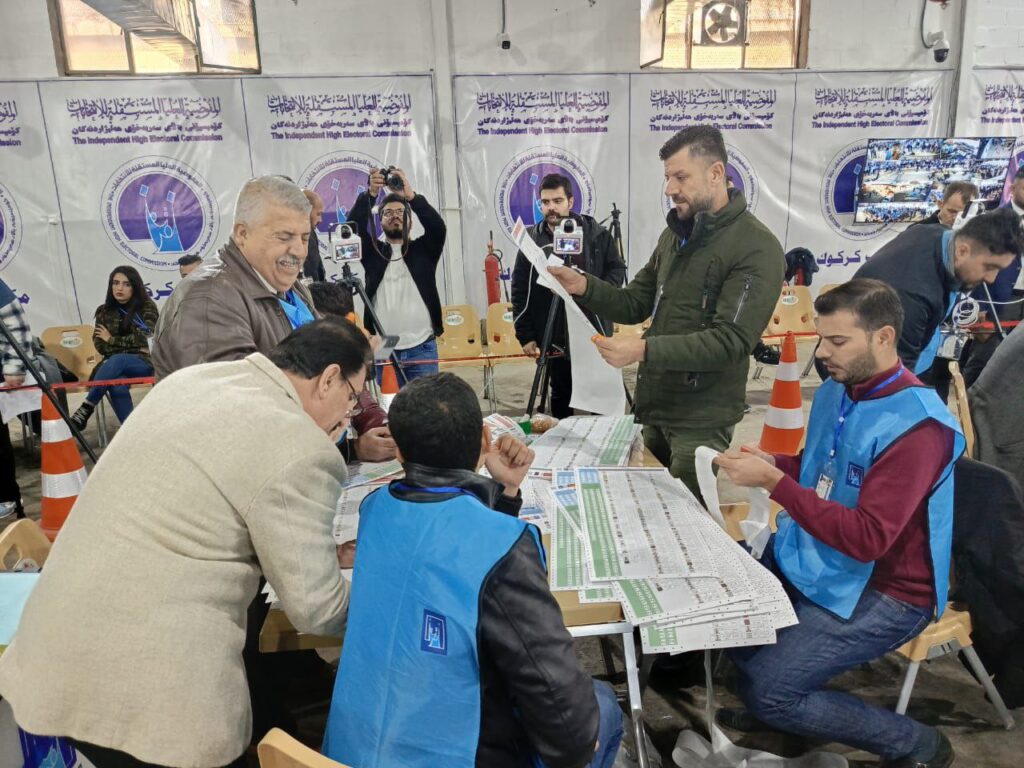 انتخابات ذي قار: فرز 58 صندوق اقتراع يدويا ونتائجها مطابقة