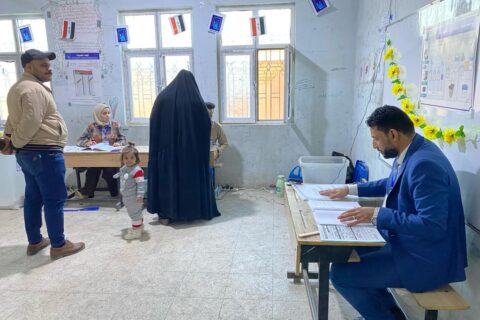 انتخابات ذي قار: المراكز الانتخابية ستغلق عند الساعة السادسة مساءً ولا تمديد لعملية الاقتراع