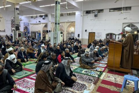 بالصور: صلاة الجمعة في مسجد الشيخ عباس الكبير وسط مدينة الناصرية