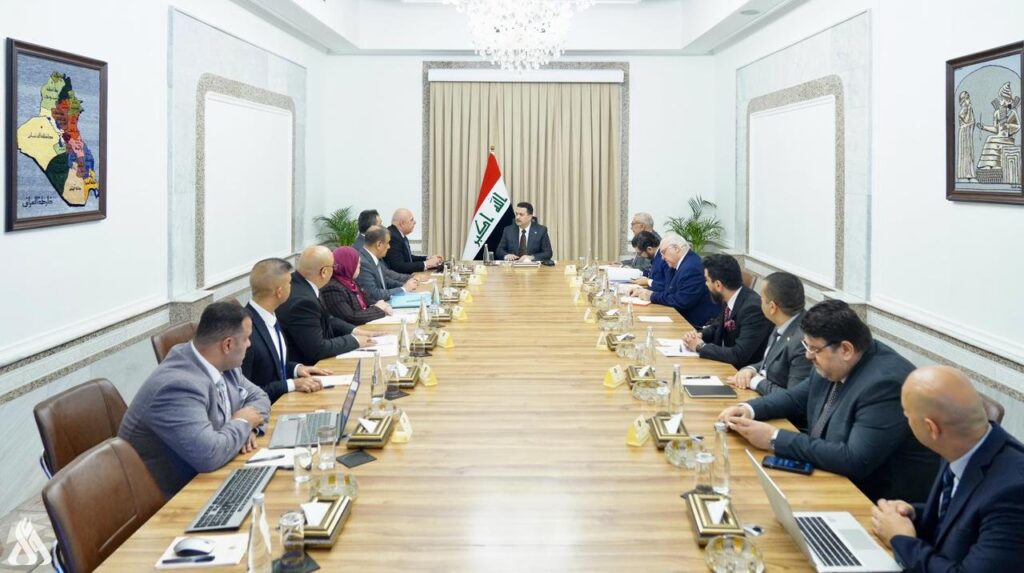 رئيس الوزراء يوجه بالإسراع في تكامل الربط الشبكي بين الدوائر