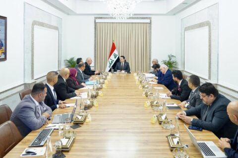 رئيس الوزراء يوجه بالإسراع في تكامل الربط الشبكي بين الدوائر