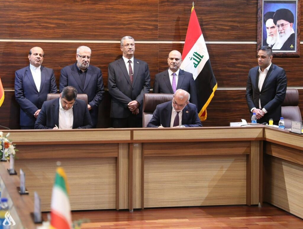 العراق وإيران يتفقان على تشكيل لجان مشتركة لتطوير قطاع النفط والطاقة