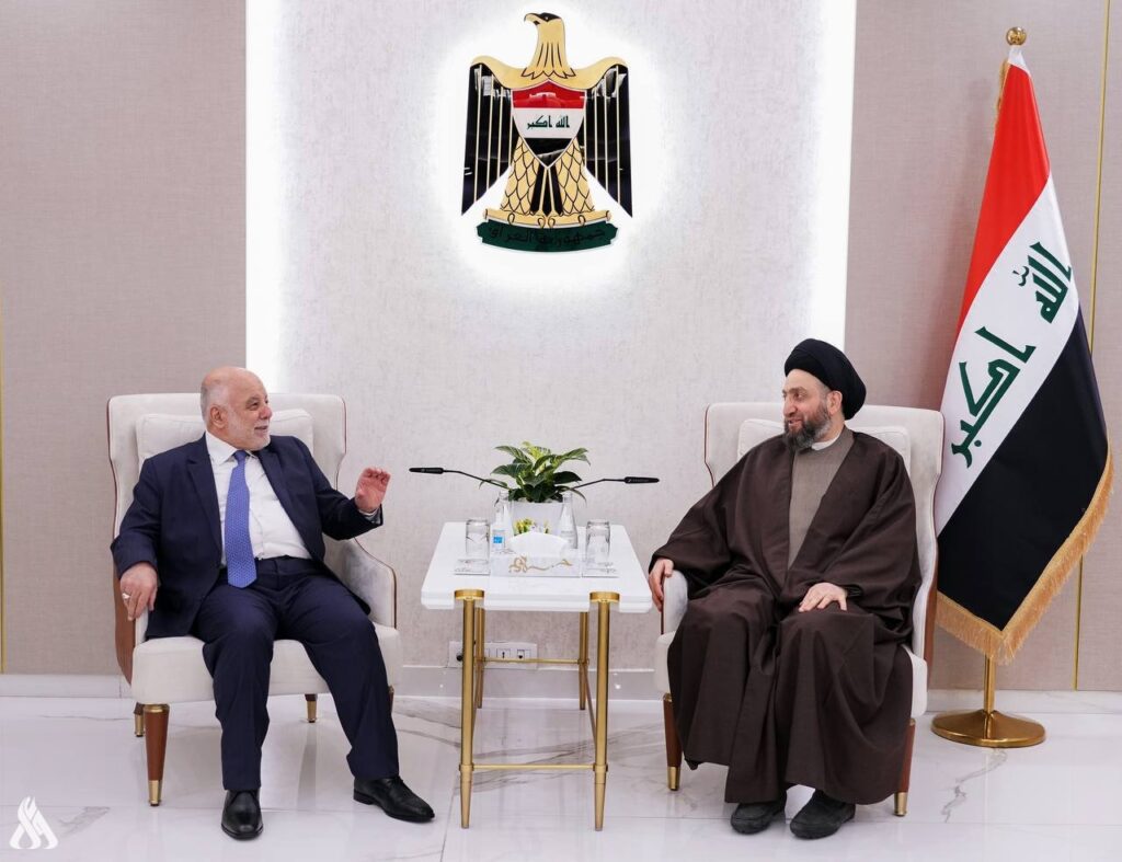 السيد الحكيم والعبادي يؤكدان ضرورة التكاملية بين عمل المحافظات والحكومة