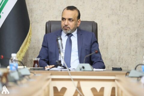 وزير العمل يعلن أسماء الأسر المشمولة بالضمان الصحي » وكالة الأنباء العراقية
