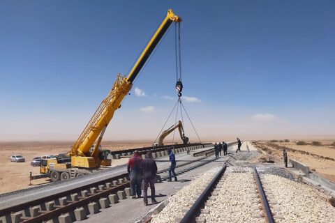 وزارة النقل تعلن قرب إنجاز طريق التنمية السككي في ذي قار