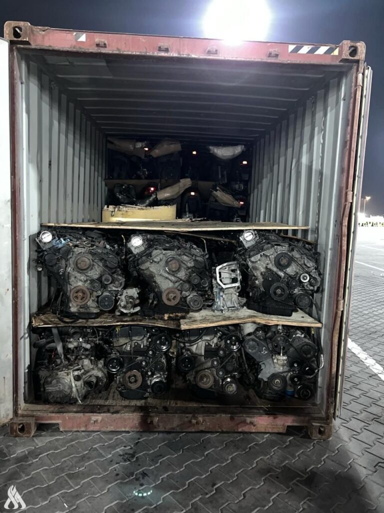 إحباط محاولة تهريب 4 حاويات مخالفة لشروط الاستيراد بمنفذ ميناء أم قصر الشمالي