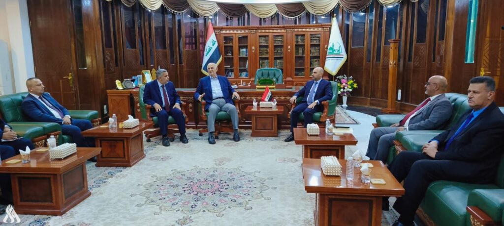 وزيرا الزراعة والموارد يبحثان ملف تجاوز أصحاب بحيرات الأسماك في النجف الأشرف