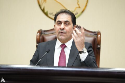المندلاوي يوجه بإقامة دعوى قضائية على أي شخص يسيء للمؤسسة التشريعية