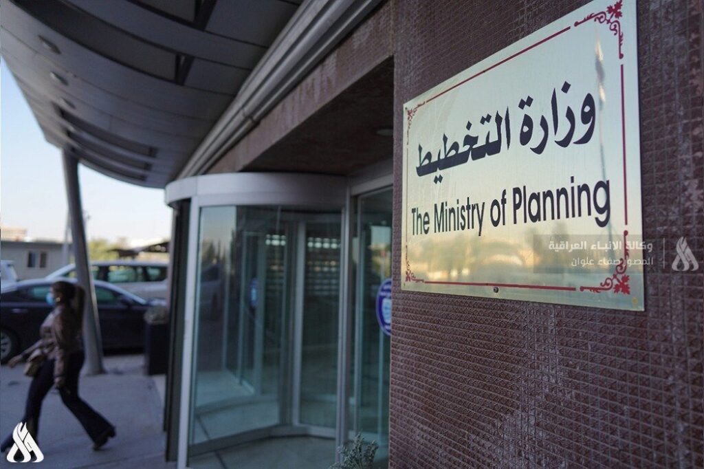 التخطيط تؤكد تسجيل 800 براءة اختراع خلال عام وتوضح آلية التثبيت والاستثمار