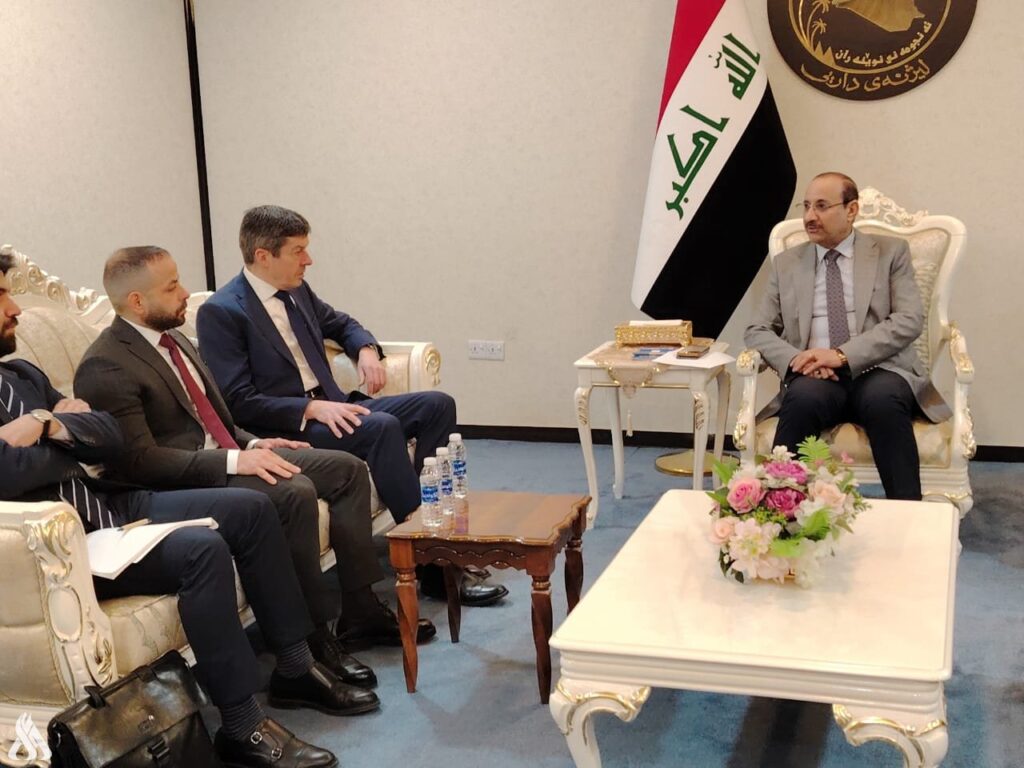 العطواني يؤكد الحرص على إقامة الشراكة مع مؤسسة الشركاء الدوليين
