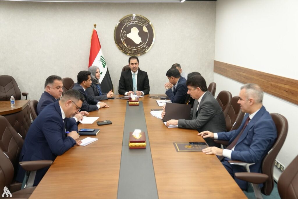 المندلاوي يتفق مع وزير النقل على التنسيق لتمكين النواب من ممارسة دورهم الرقابي