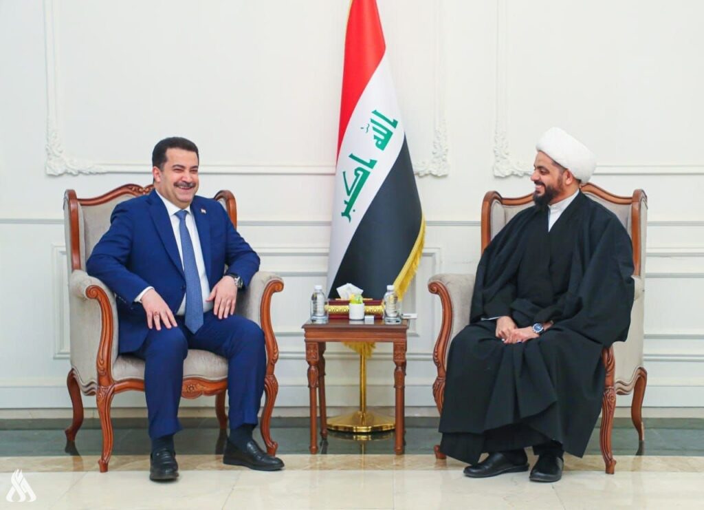 رئيس الوزراء والشيخ الخزعلي يؤكدان أهمية دعم الاستقرار السياسي والأمني