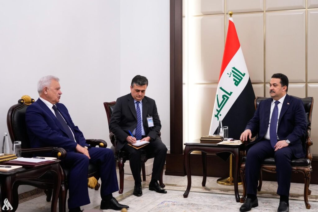 رئيس الوزراء ومؤسس شركة لوك أويل يبحثان خطط تطوير حقلي غرب القرنة وأريدو النفطيين