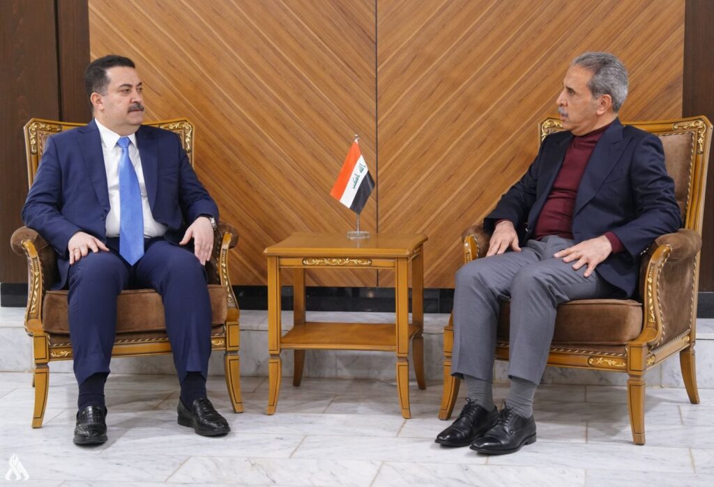 رئيسا الوزراء والقضاء يؤكدان أهمية تعزيز التعاون والتكامل بين السلطتين التنفيذية والقضائية