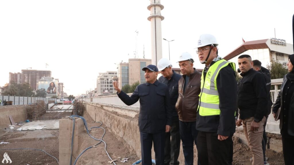 وزير الإعمار بنكين ريكاني يعلن المباشرة بنصب الروافد الكونكريتية لمشروع ساحة النسور