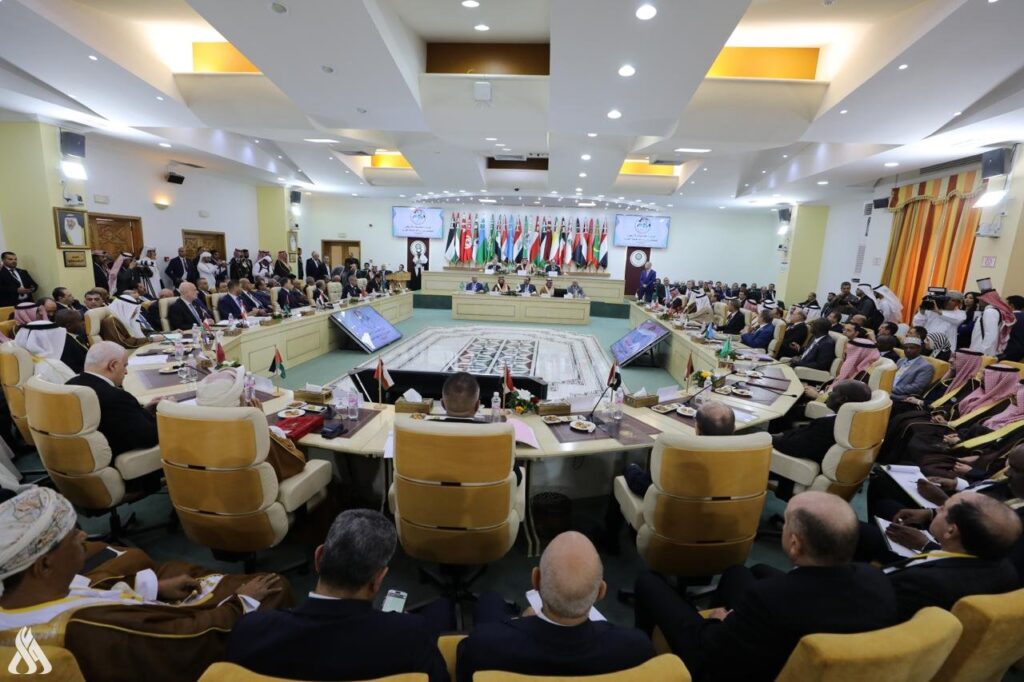 وزير الداخلية يؤكد على تعزيز التعاون الأمني بين البلدان العربية والصديقة