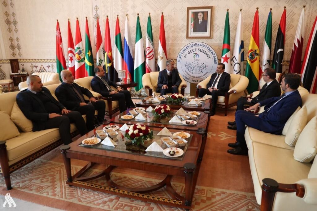 وزير النفط يصل إلى الجزائر » وكالة الأنباء العراقية